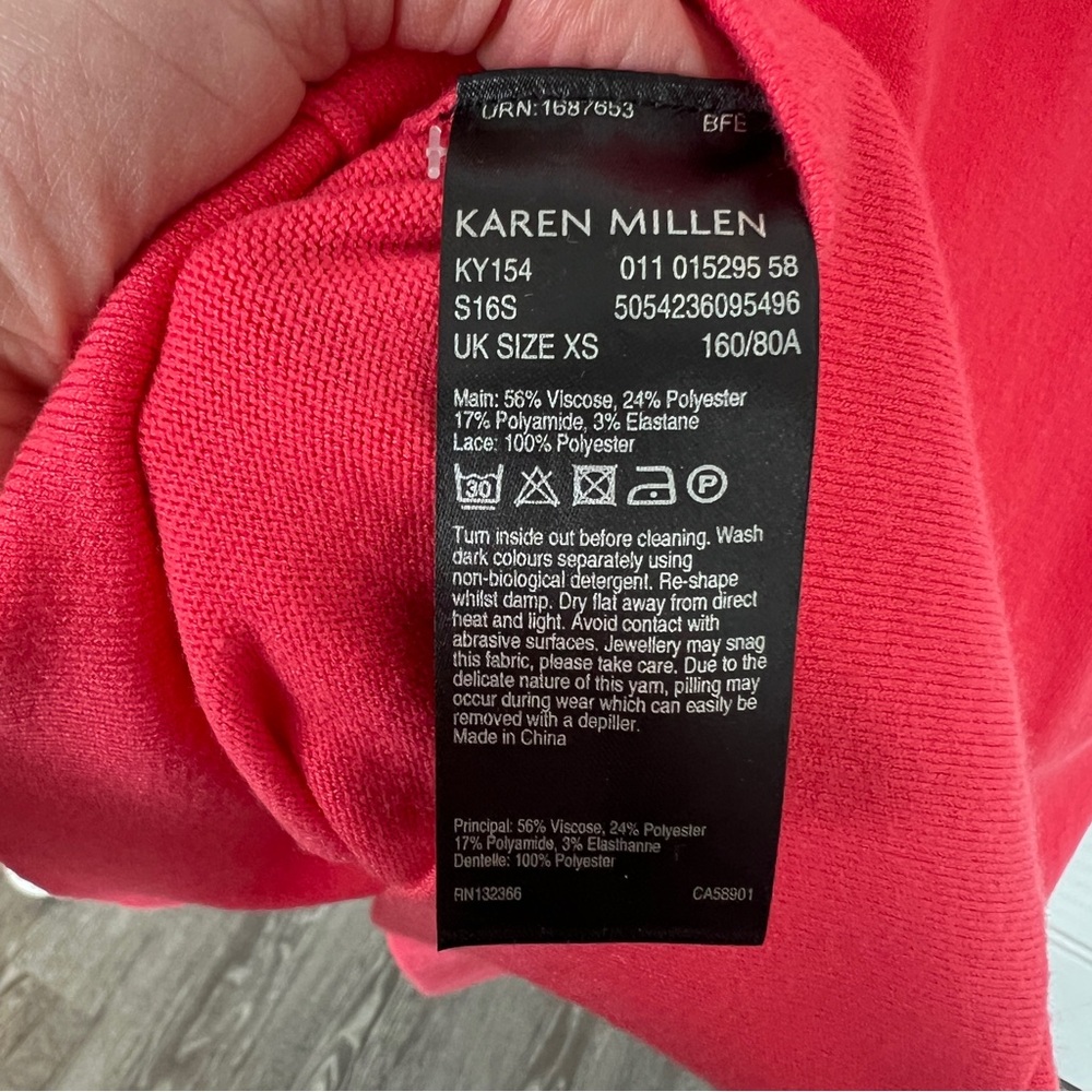Karen Millen Scalloped Short Sleeve Dress - Picture 5 of 6